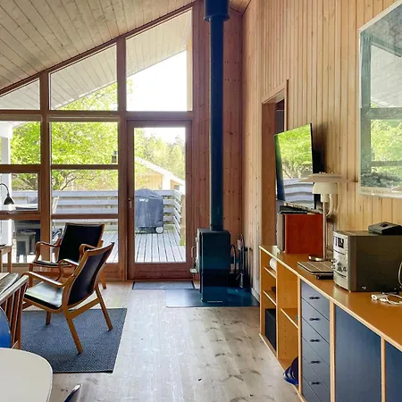 Cozy In Aakirkeby With Sauna Holiday home